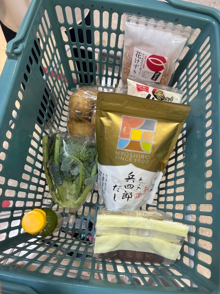 紬 ひい