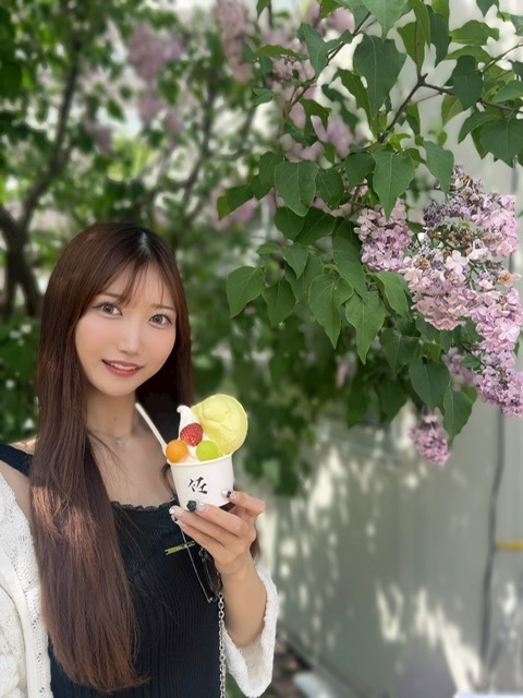 美波 ななみ