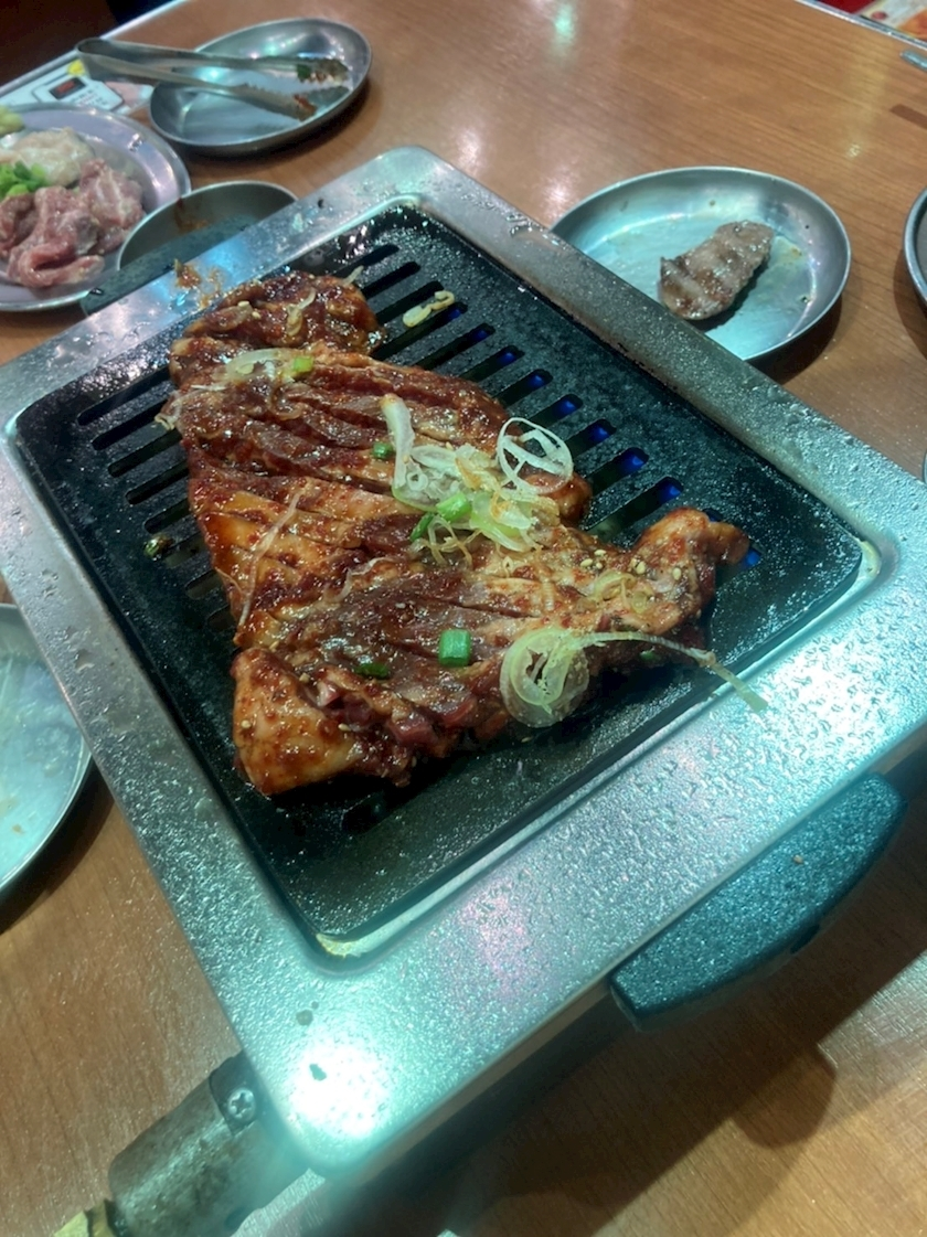 めい