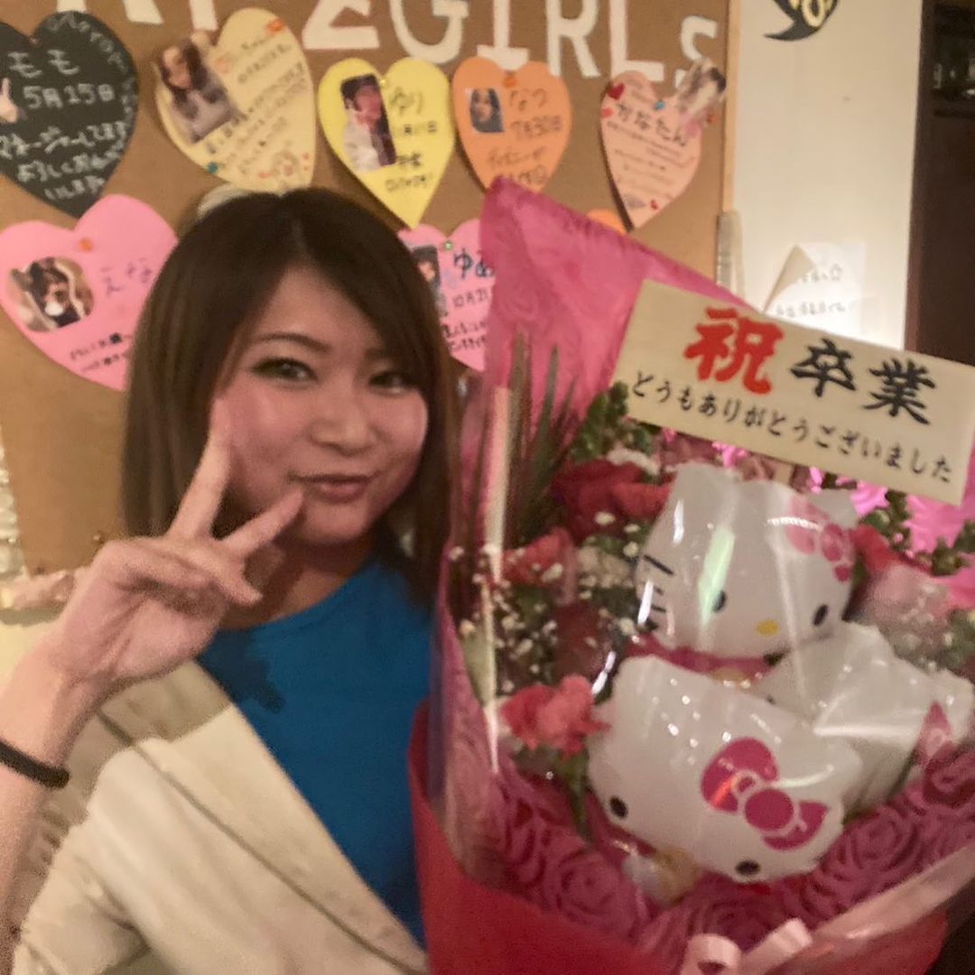 20230218-girls-bar-day-z