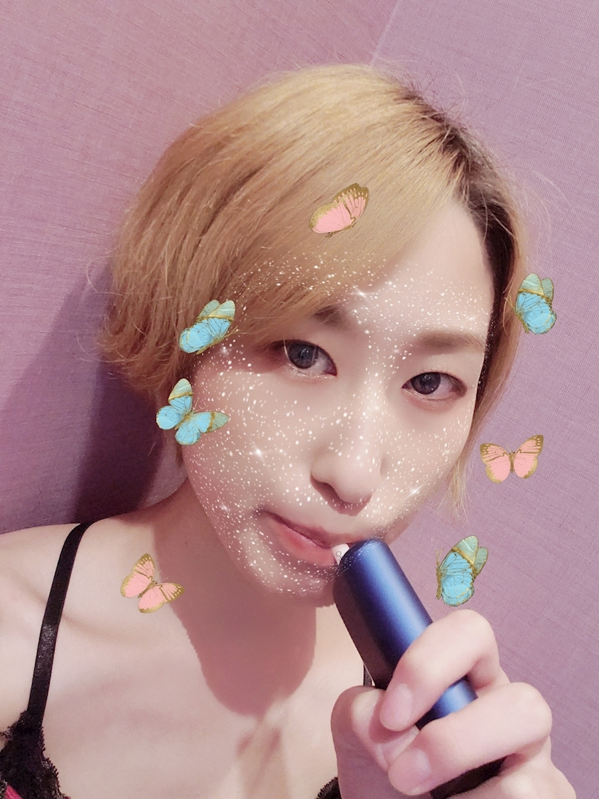 エミ （スタッフ）