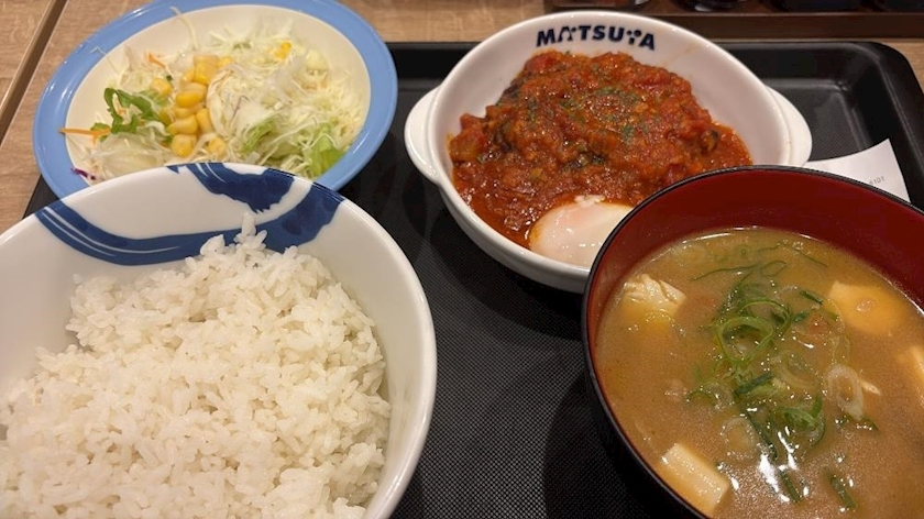 ひぃな