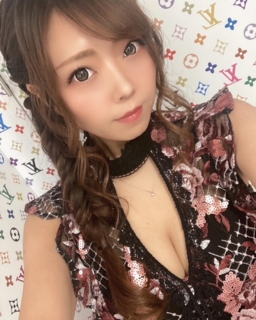 夏樹 あや