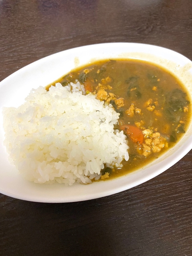 片寄 れおな