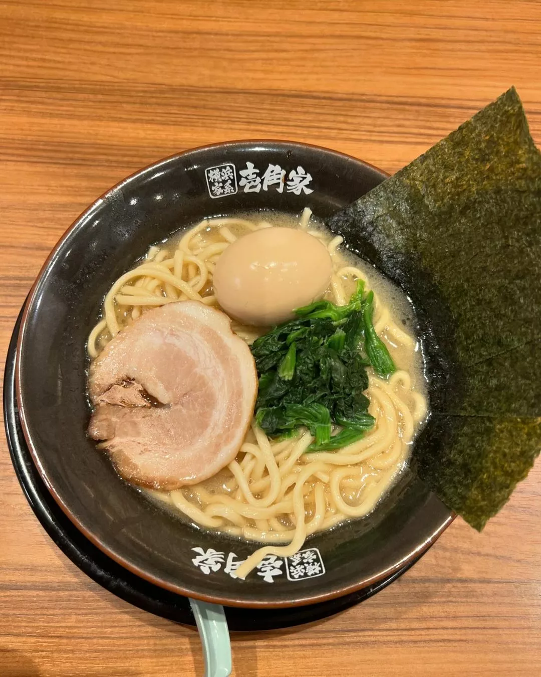 マユ