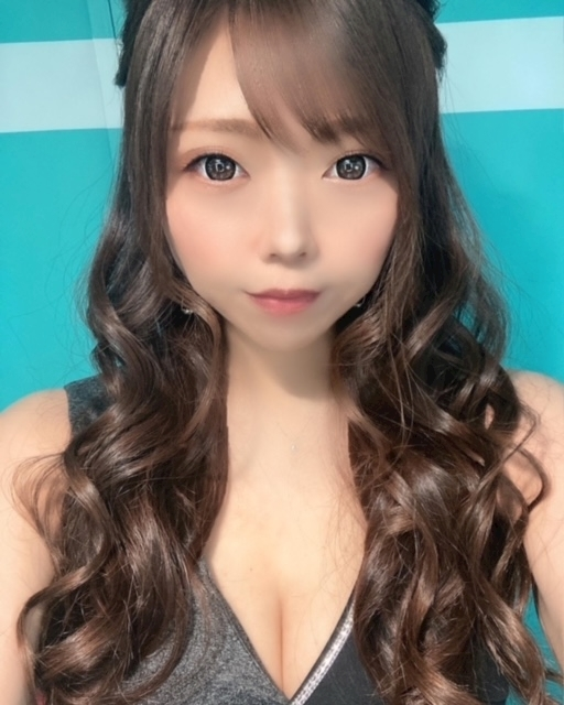 夏樹 あや