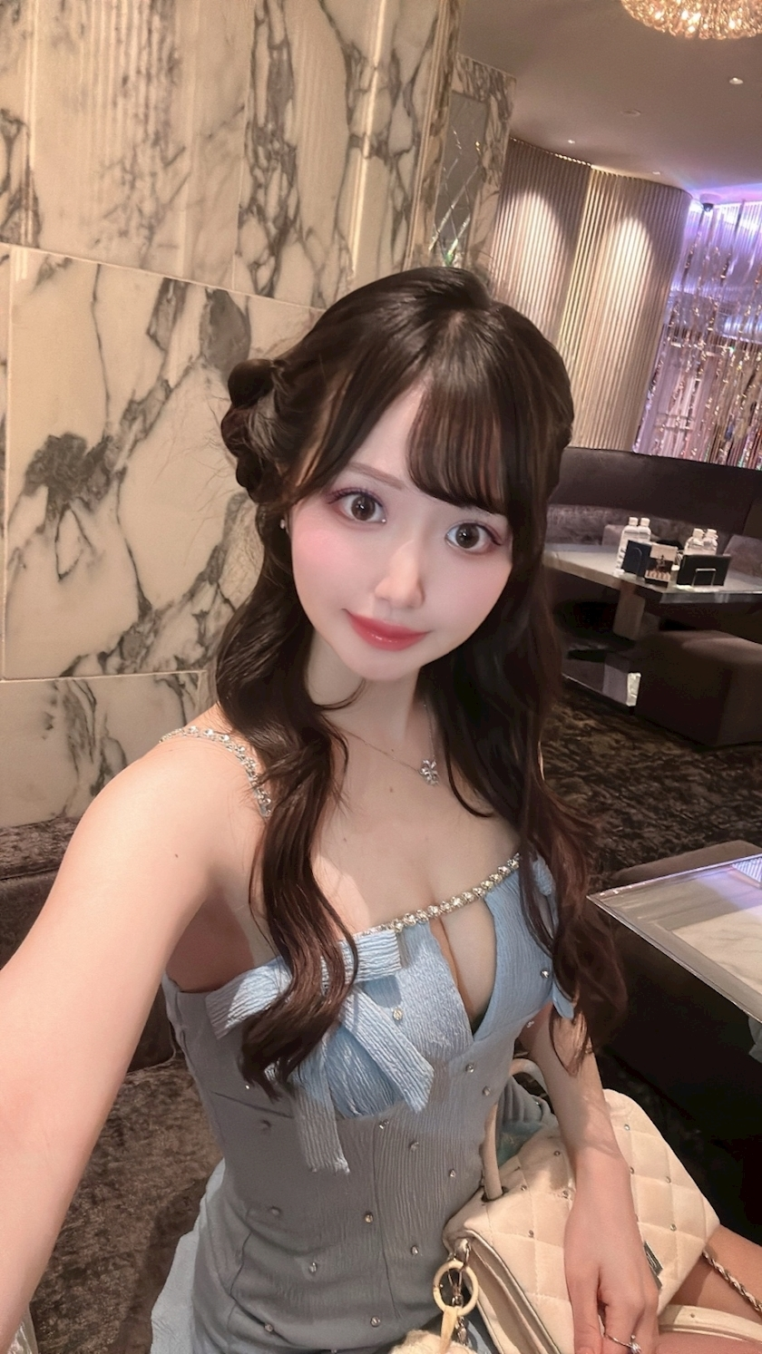 にいな