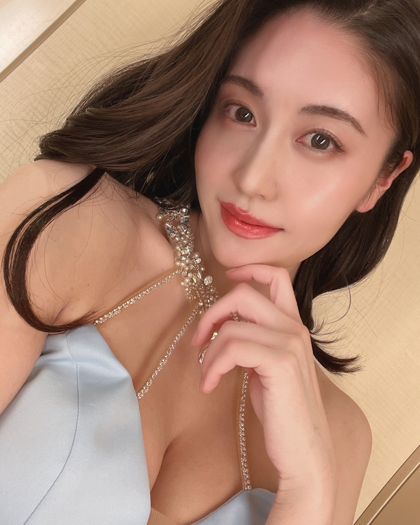 泉 りさ