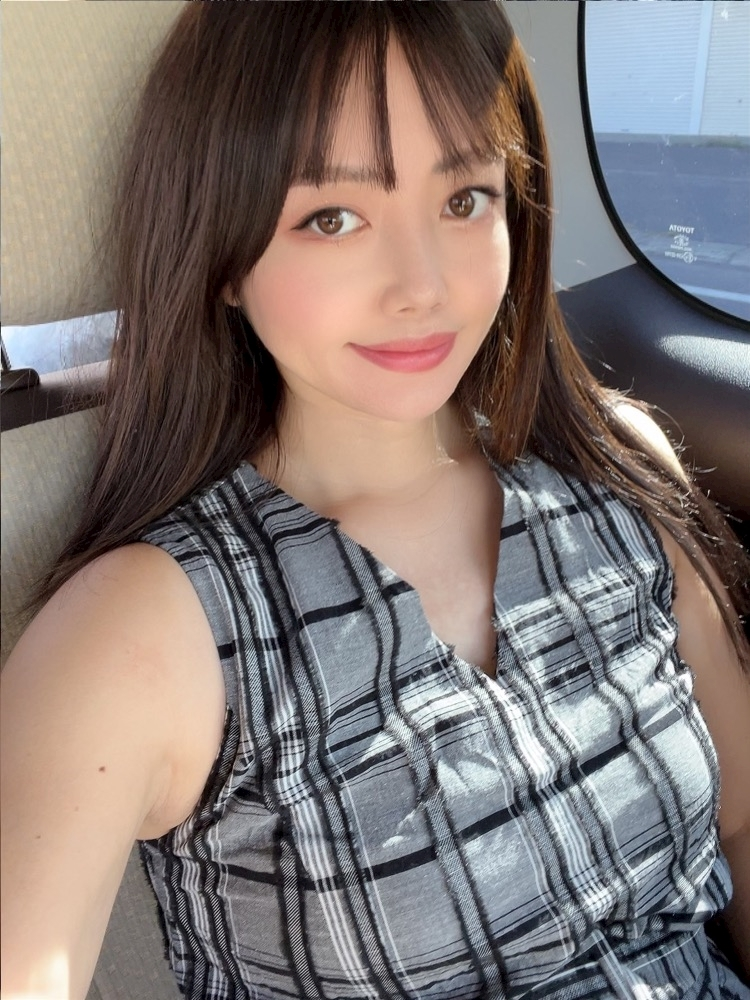 妃 えりな