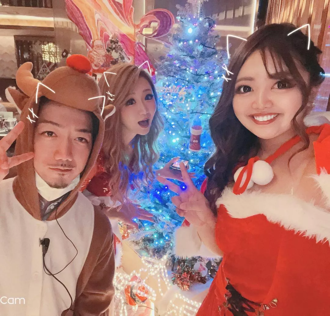 とも