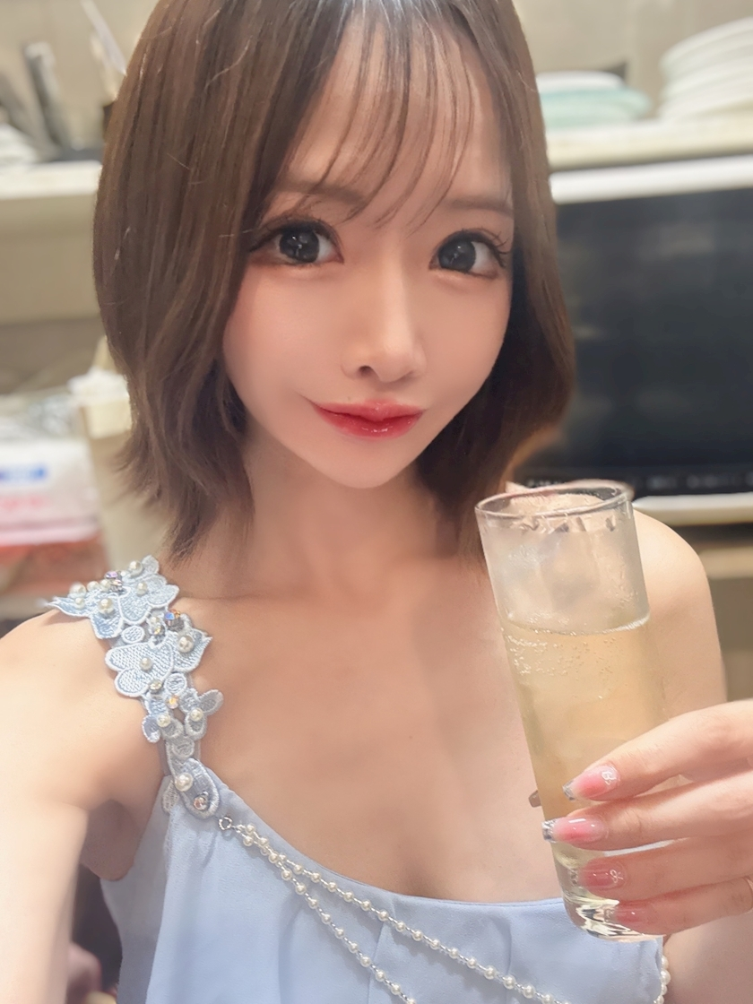 葉月 りほ
